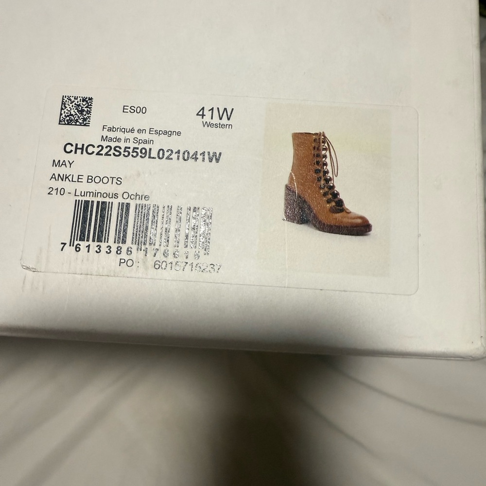Chloe May Brown Lace-Up Women's Boots - Picture 4 of 4